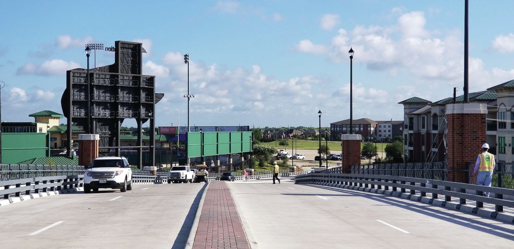 The four-lane, north-south connector extends University Boulevard north from the US 90A intersection, helping alleviate congestion on State Highway 6.