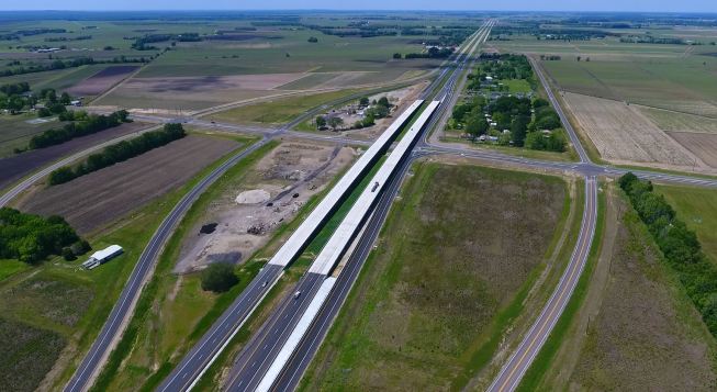 Highway contractor Gilchrist Construction used temperature sensors for the first time when upgrading an at-grade intersection into an overpass.