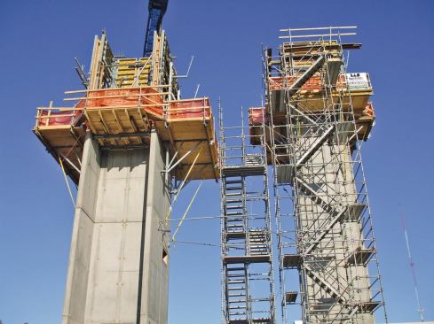 The self-climbing forms were built to accommodate full liquid head for each lift.