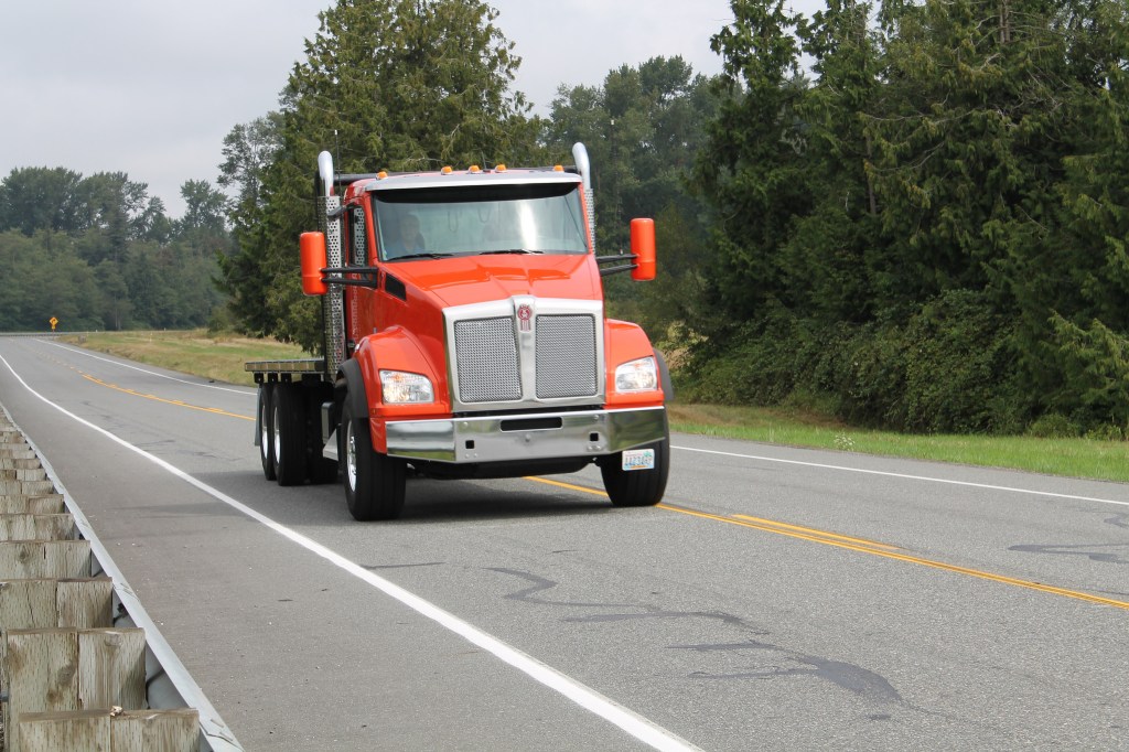 Kentworth T880; Photo courtesy of Kentworth