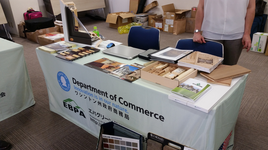Tabletop display on a U.S. trade show in Japan