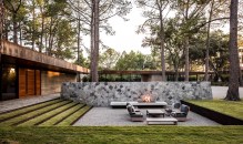 ASLA 2015 Professional Award of Excellence, Residential Design Category. Cedar Creek by Hocker Design Group.