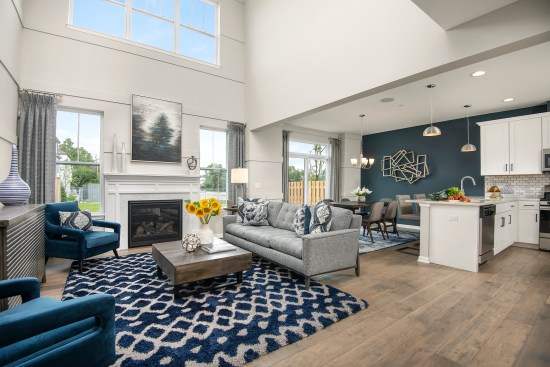 Lexington Heritage at Arlington Heights, a community of 48 townhomes in northwest suburban Arlington Heights, Ill., has attracted many single buyers.