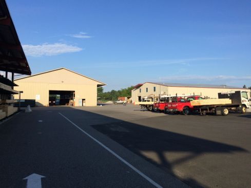 Howe Lumbers' redesign encompasses five structures that sit on a 13-acre parcel of land and host the retail store and showroom, as well as a yard for both customer pickups and deliveries. The faility now is 100% powered by solar.