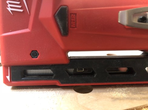 Openings on the side of the magazine allow you to see how many staples are left. The stapler also has dry-fire lockout at 5 staples and will hold an additional full sleave when it needs to be reloaded. 