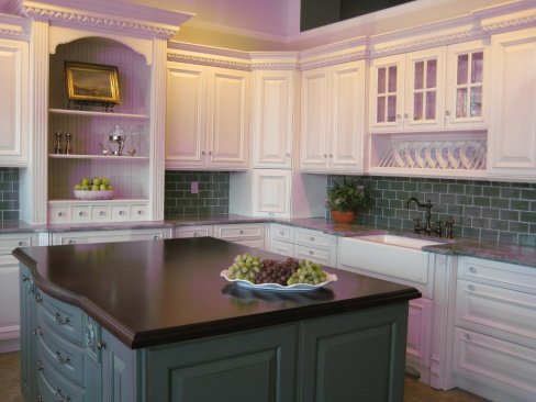 The showroom also houses kitchen vignettes to give customers the ability to picture products in a room setting.