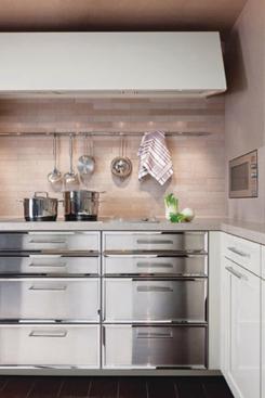 Chicago-based designer Mick De Giulio and SieMatic teamed up on the BeauxArts.02 kitchen design concept, which offers a range of product, volume, and material options for optimal customization of the kitchen space. 206.467.5524. www.siematic.us.com.